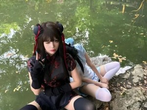 51 吃瓜精选喵小吉 cosPLay 黑丝、白丝、肉丝应有尽有，总有一款适合你