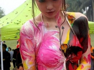 asian新版裸体pics 合集，收集了各种亚洲美女的最新裸体照片